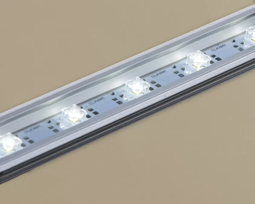 [MEL625] Eclairage LAMPSAN Line